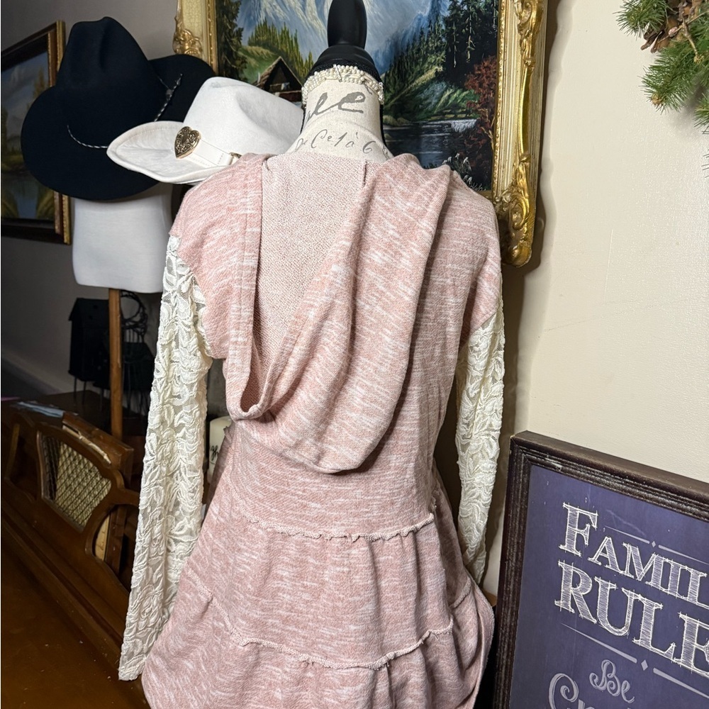 Women's Pink Lace Sleeve Hoodie Top - Picture 8 of 8